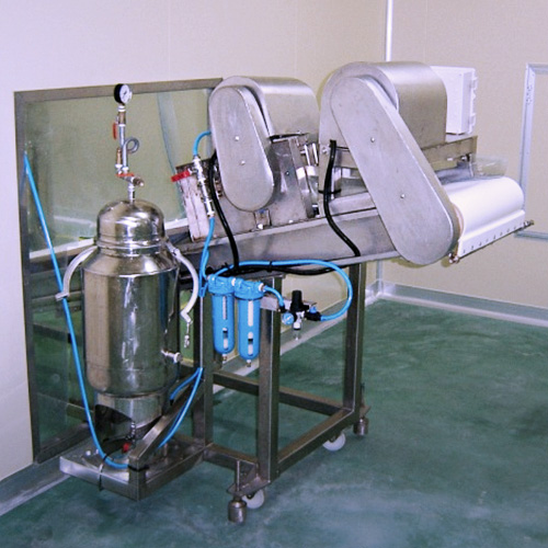 방냉기 및 액상종균분사장치